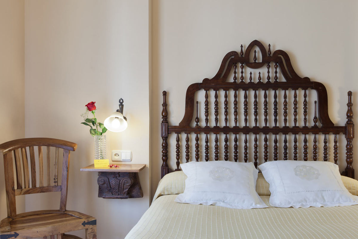 Hotel Don Carlos กาเซเรส ภายนอก รูปภาพ
